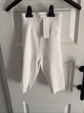 Women’s Ribbed White High-Waist Bike Shorts small